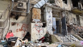 Ruşii vor să facă „parada prizonierilor” la Mariupol, cu 2.000 de civili îmbrăcaţi în uniforme ucrainene